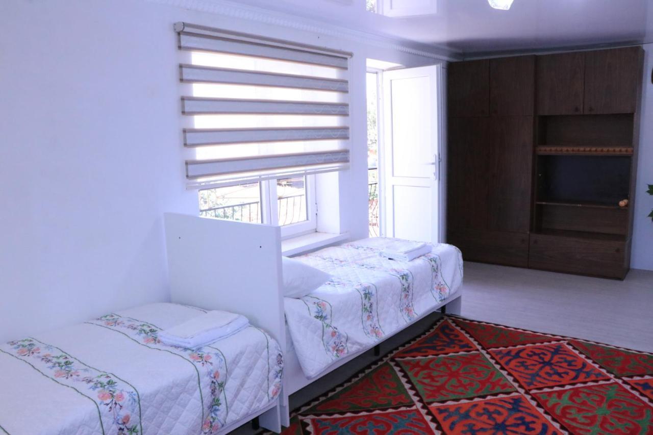 Guest House Akbermet Bokonbayevo Екстер'єр фото